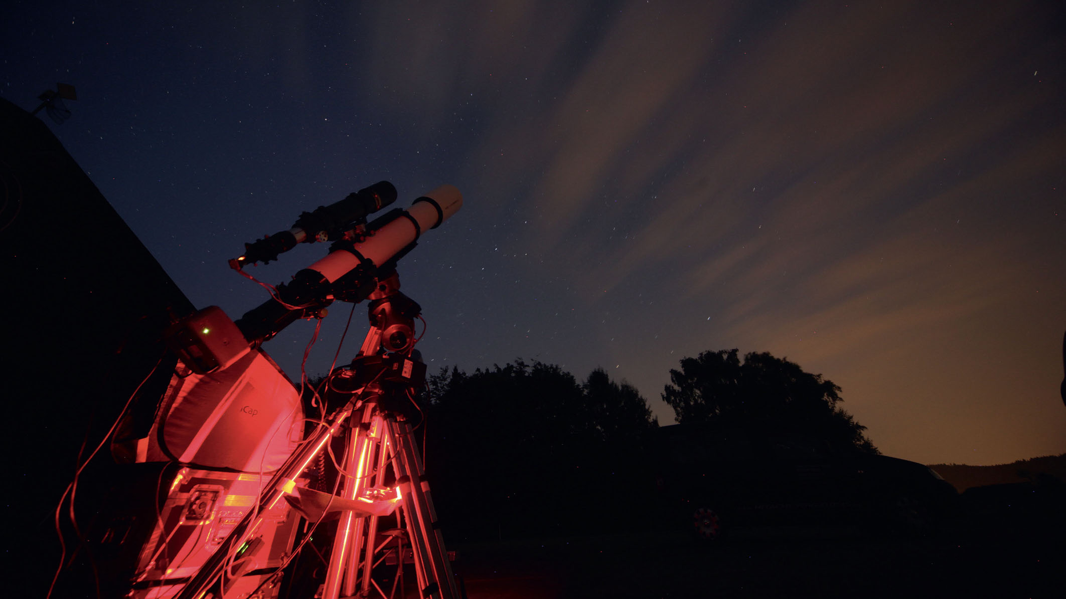 Des images parfaitement exposées, en toute certitude : télescope avec équipement d’autoguidage en action. Mario Weigand