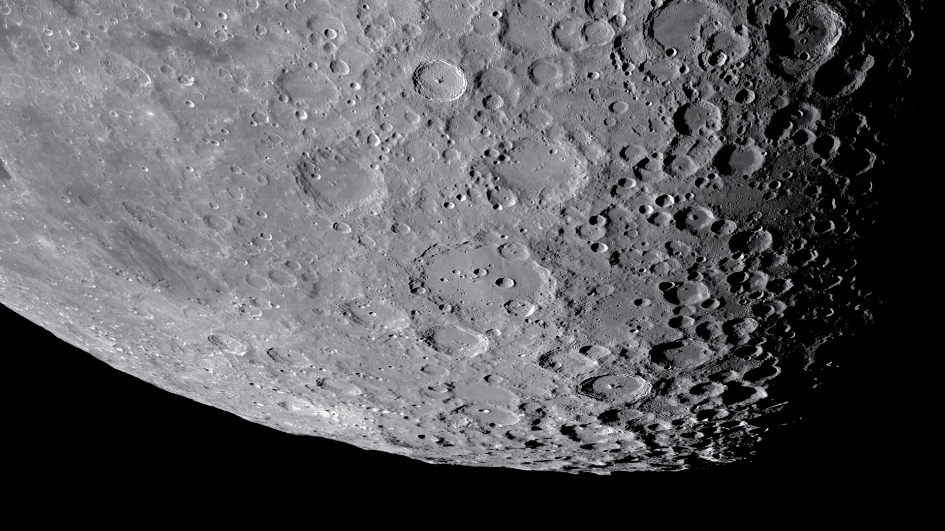 Guide étape par étape pour créer des mosaïques lunaires à haute résolution