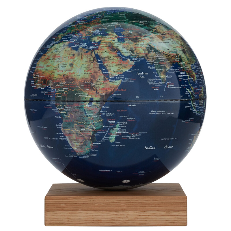 Globe TROIKA Platon Oak Physical 30cm